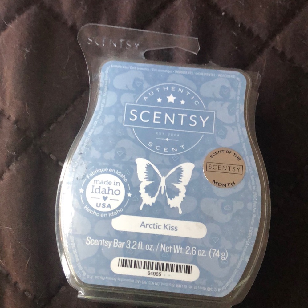 Scentsy wax bar Arctic Kiss wax bar. Brand new